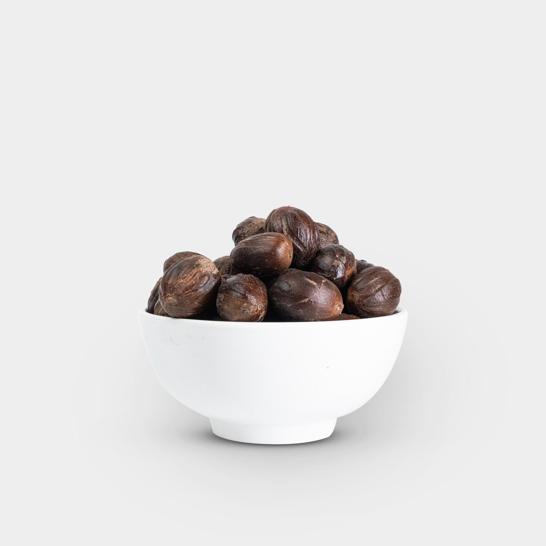 NUTMEG WITH SHELL