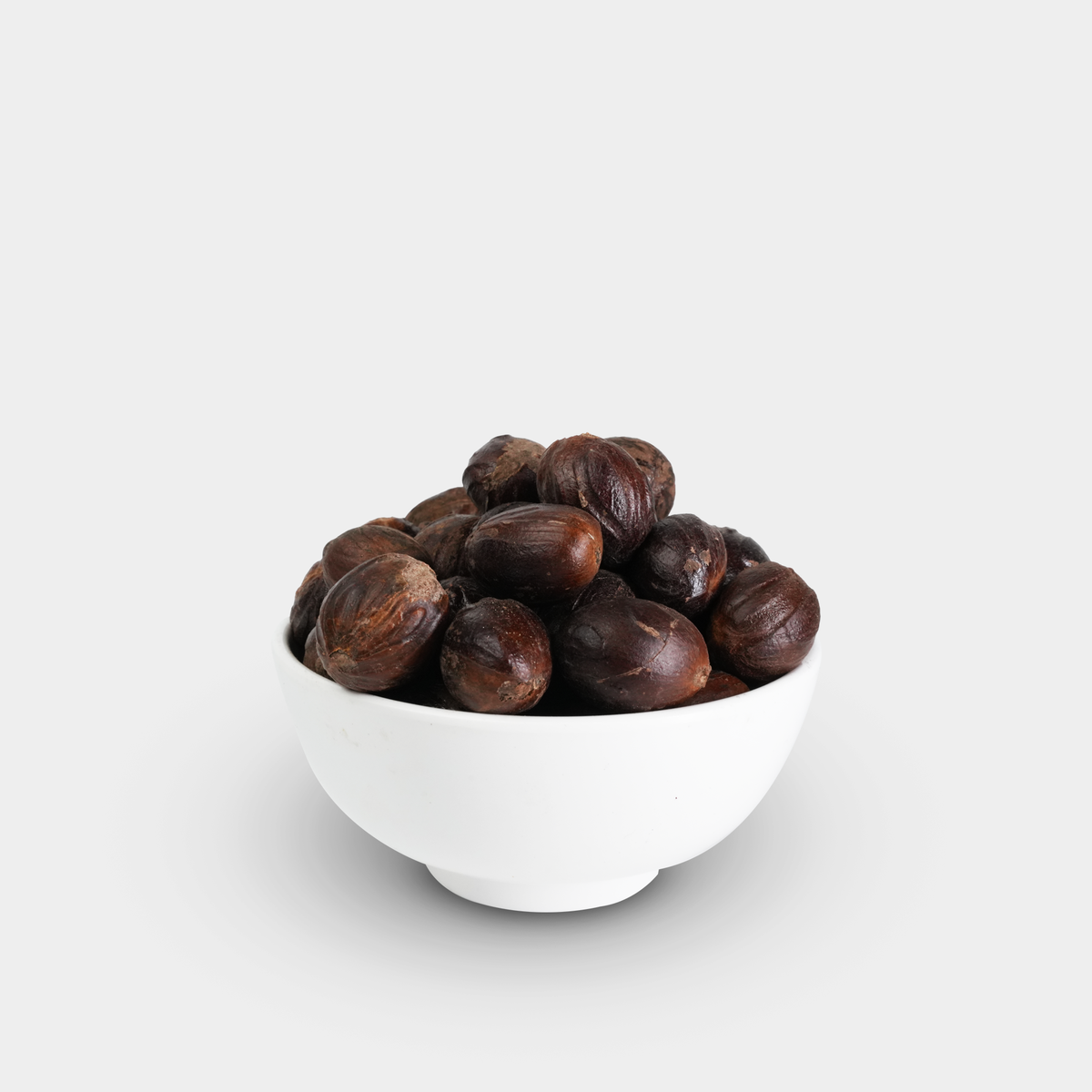 NUTMEG WITH SHELL
